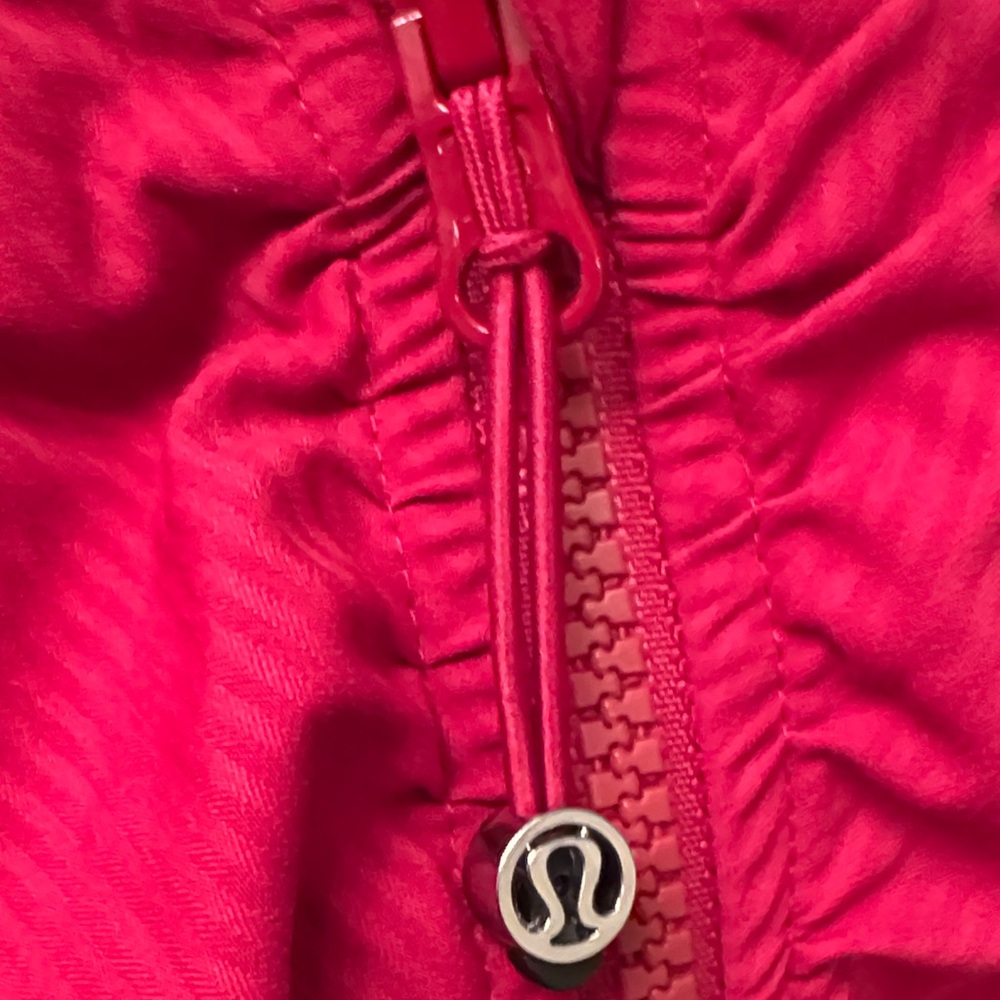 Lululemon “In Flux” Hooded Jacket - Red - Picture 4 of 9
